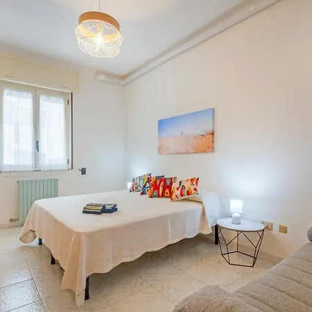 Guesthost - La Casa Di Sofia E Bea Appartement Otranto
